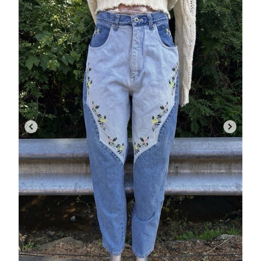 Forenza Vintage Floral Rose Two Tone High Rise Bareback Blue Jeans Size 8 27
